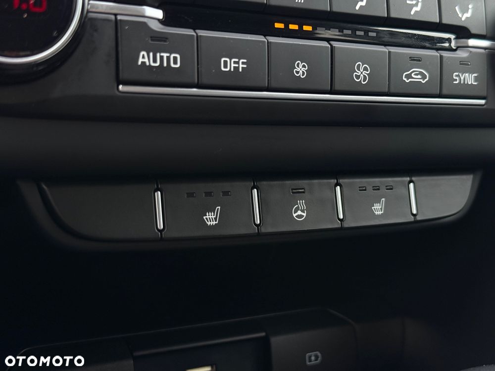 Kia XCeed 1.5 T-GDI Prestige Line DCT - 24