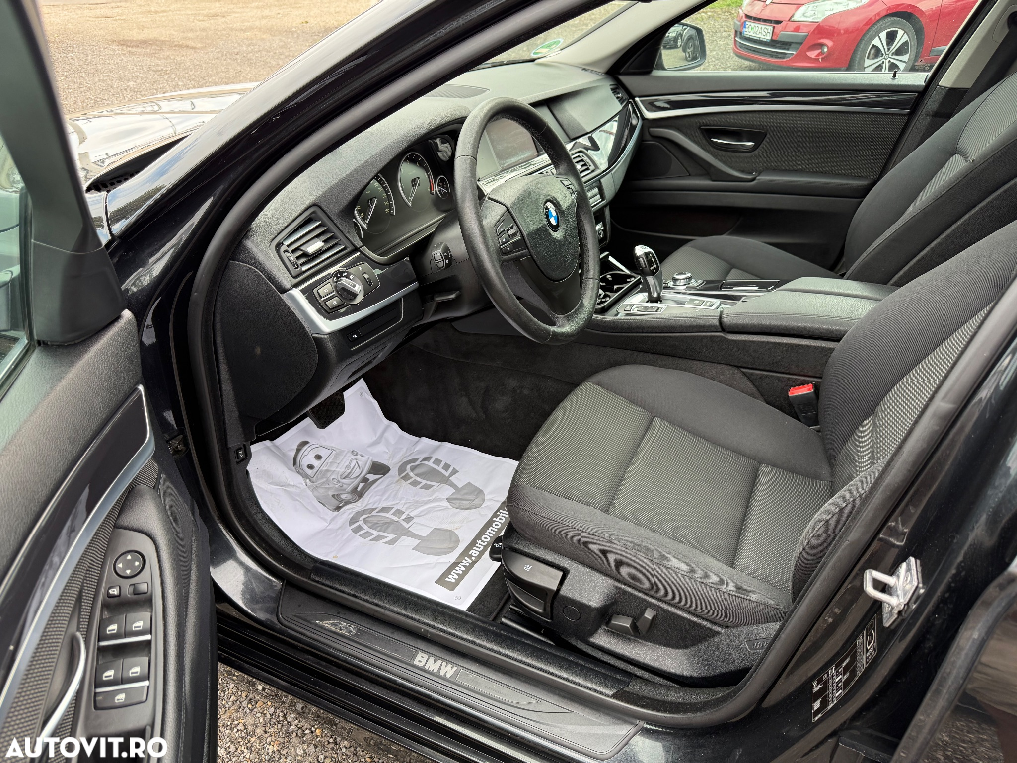 BMW Seria 5 520d Sport-Aut. BluePerformance - 10