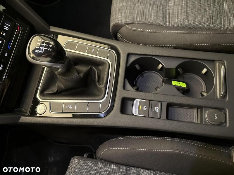 Volkswagen Passat 2.0 TDI EVO Business - 17