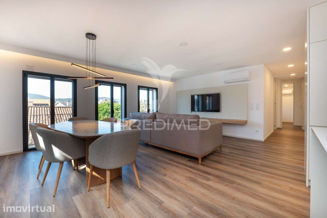 Apartamento T2 Novo para Arrendamento MOBILADO E EQUIPADO - Grande imagem: 3/33