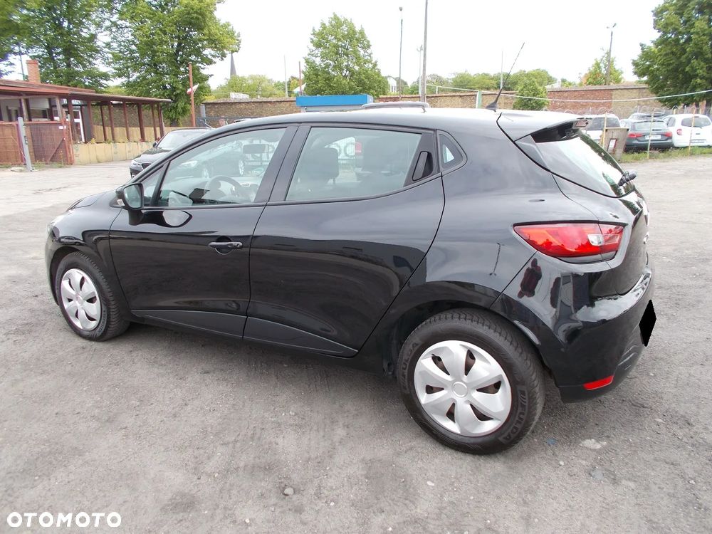 Renault Clio 1.2 16V 75 Dynamique - 4