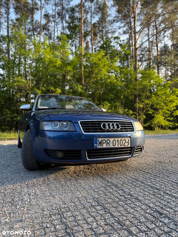 Audi A4 Cabrio 2.4 - 2