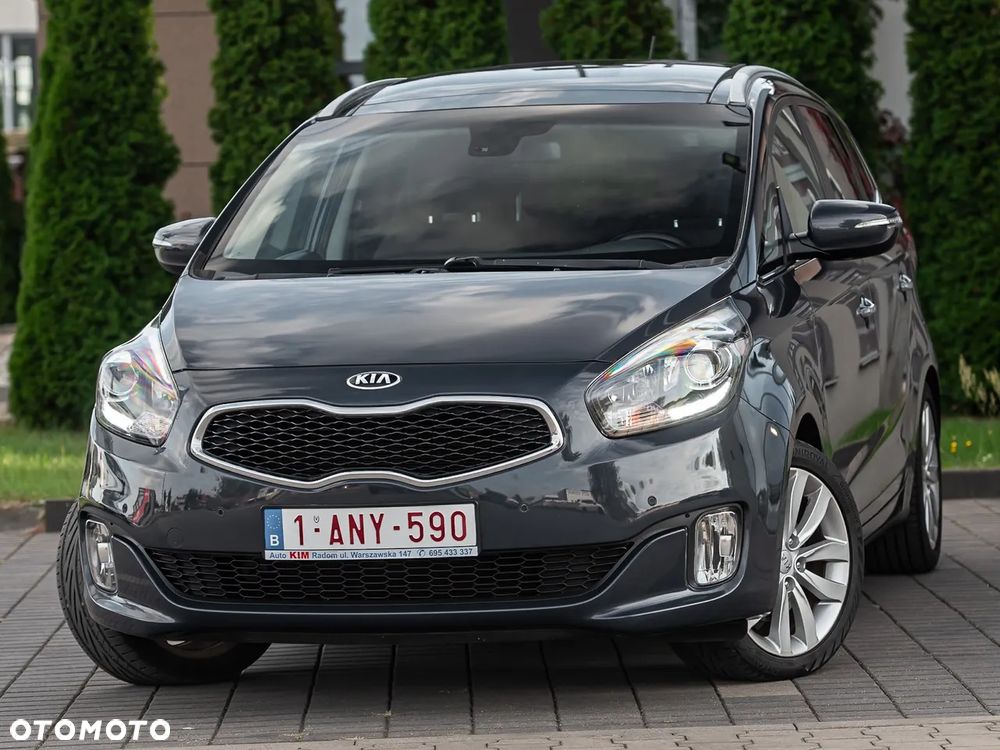 Kia Carens - 5