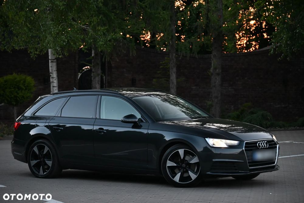 Audi A4 Avant - 10