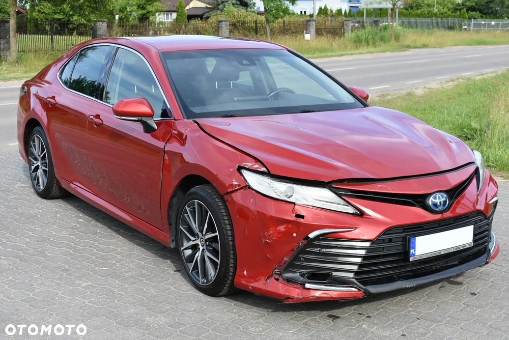 Toyota Camry 2.5 Hybrid Executive CVT - 2