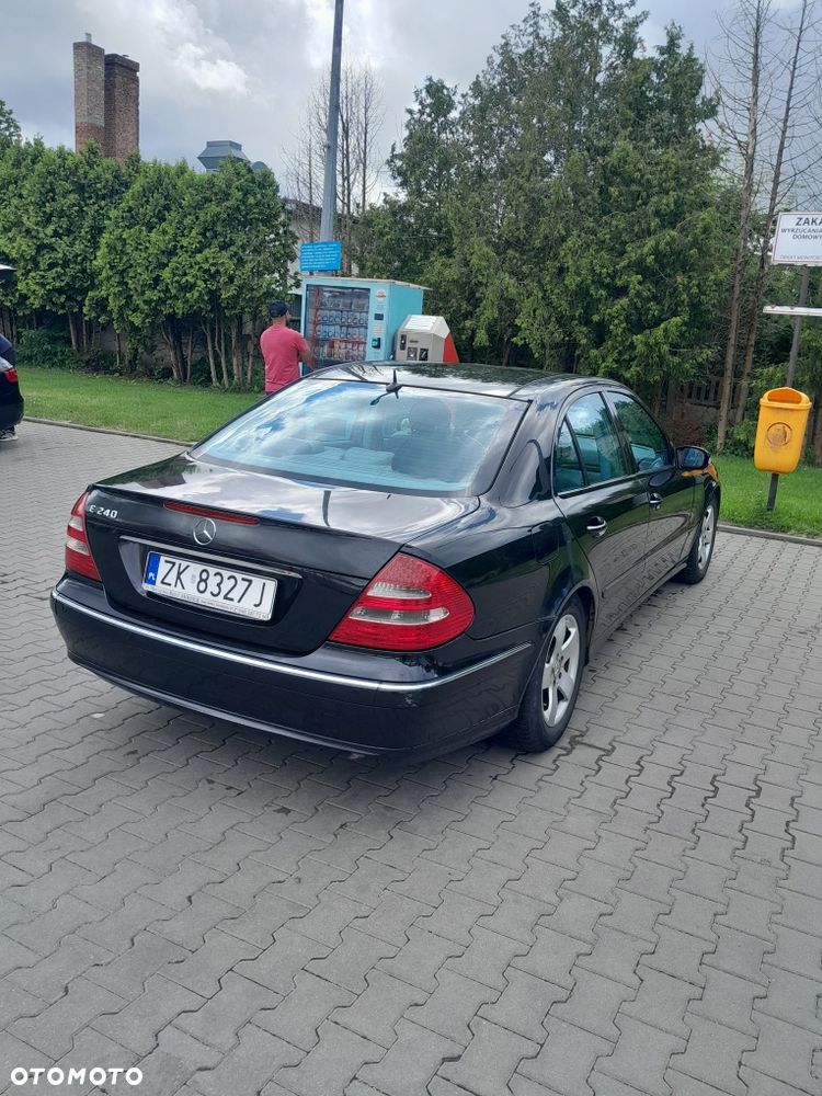 Mercedes-Benz Klasa E - 2