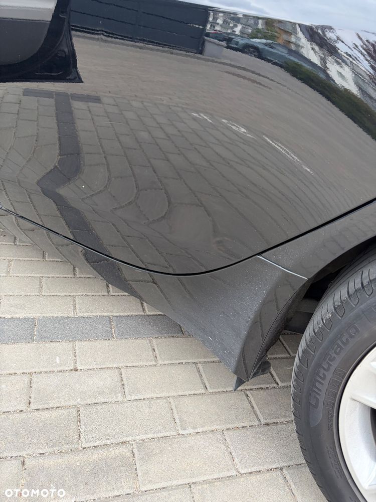 Jaguar XE 2.0 T Prestige - 21