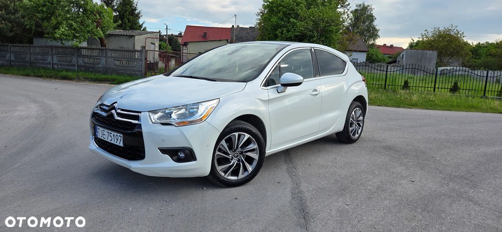 Citroën DS4 e-HDi 110 SoChic - 2