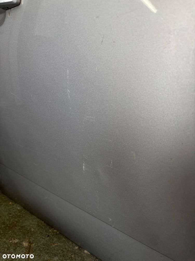 OPEL ASTRA H DRZWI PRAWY PRZOD PRZEDNIE HB 157 - 4