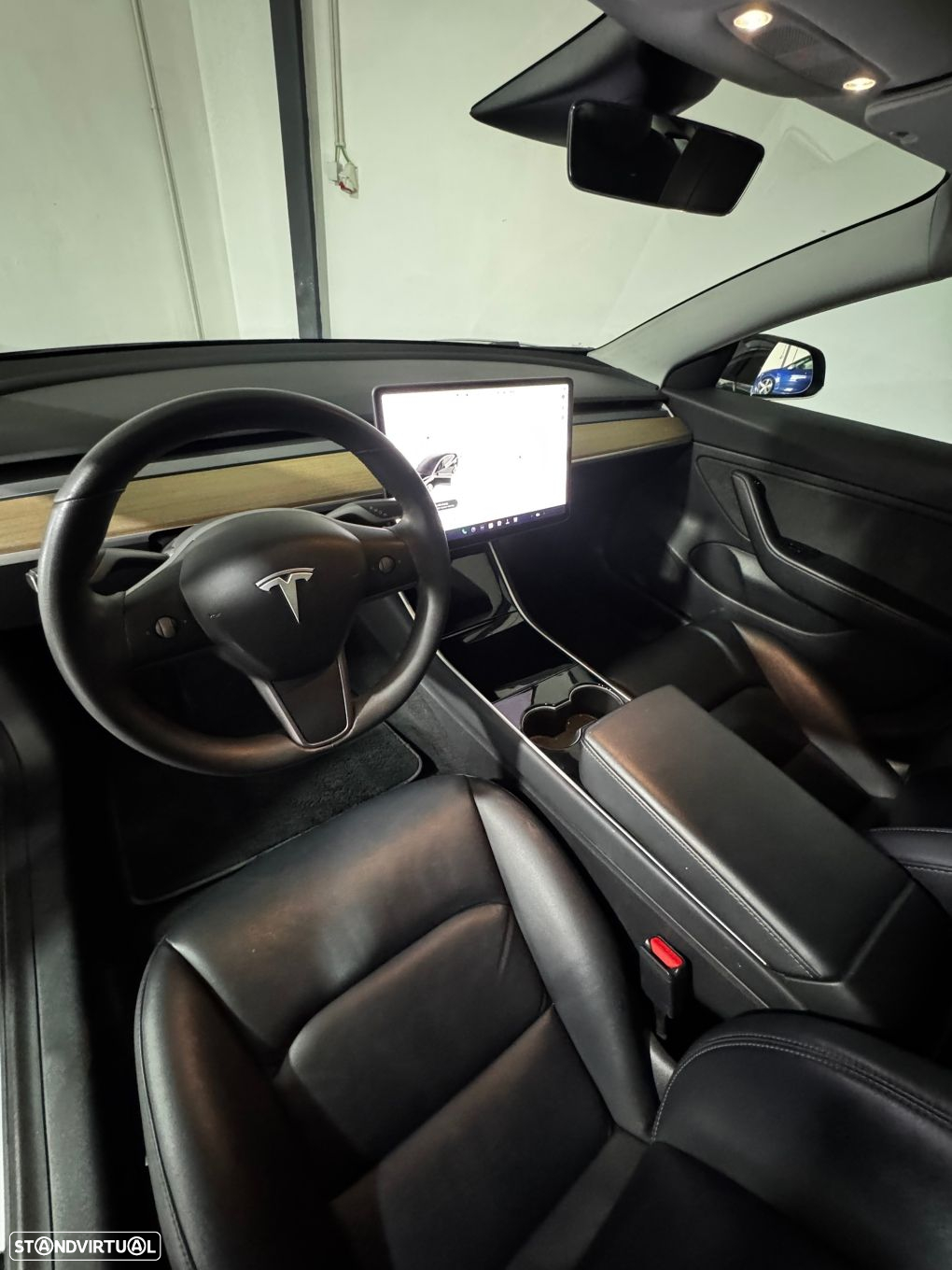 Tesla Model 3 - 14