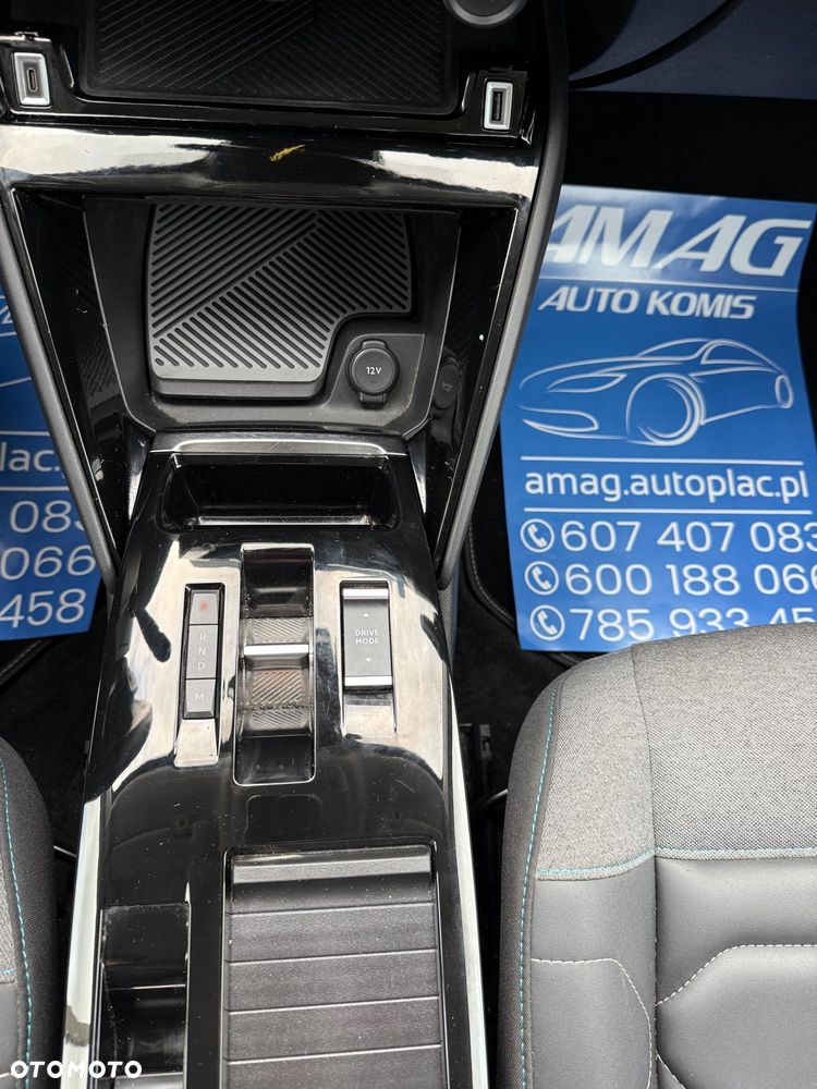 Citroën C4 1.5 BlueHDi Feel S&S EAT8 - 28