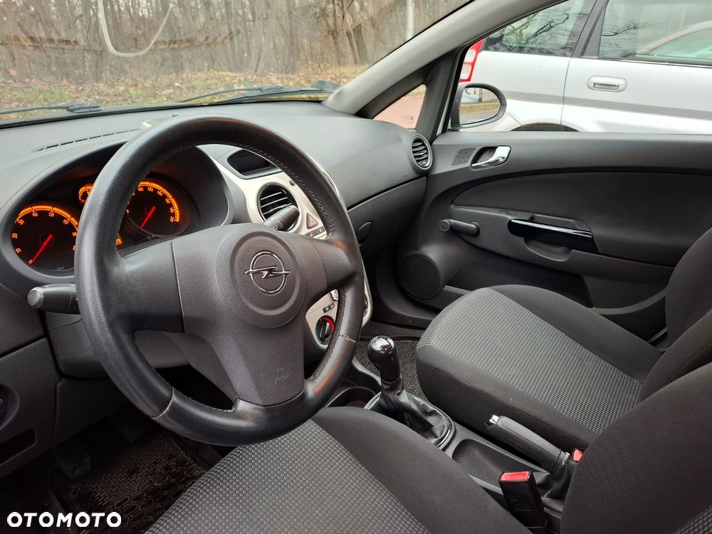 Opel Corsa - 3