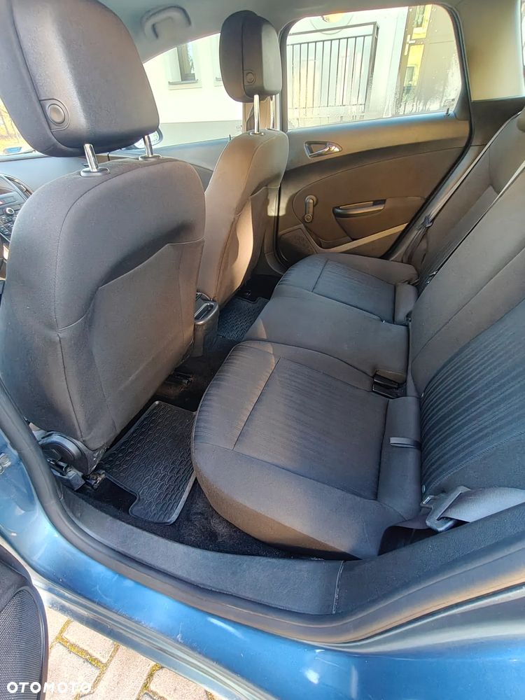 Opel Astra 1.7 CDTI - 9