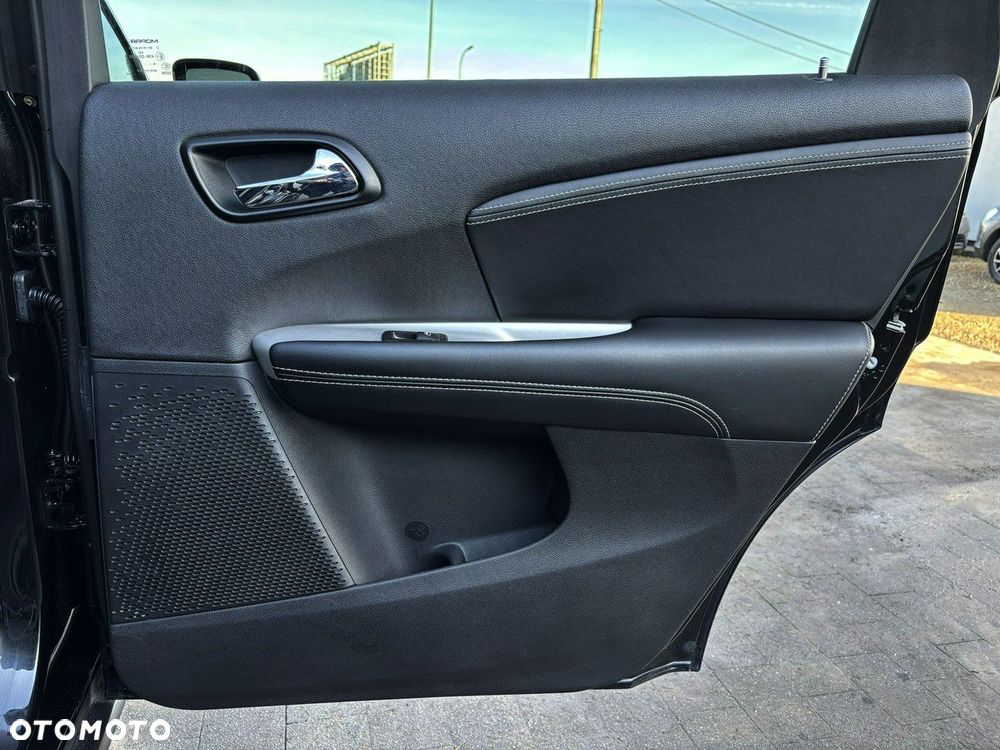 Fiat Freemont 2.0 Multijet 16V DPF Automatik Allrad Black Code - 23