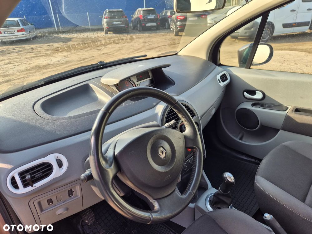 Renault Modus - 16
