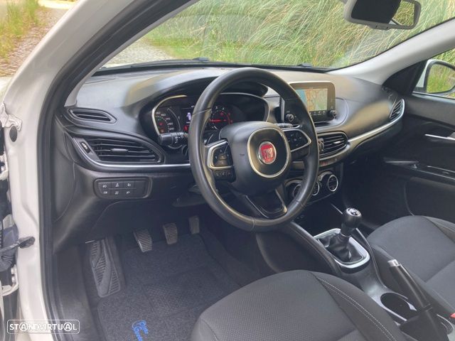 Fiat Tipo 1.3 M-Jet Easy - 12