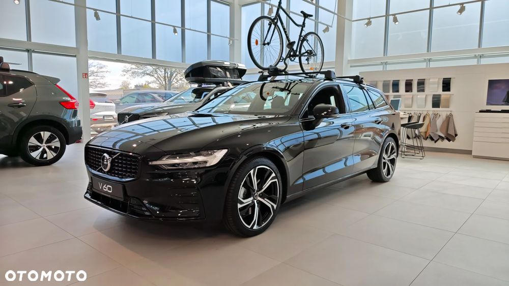 Volvo V60 B4 B Plus Dark - 1