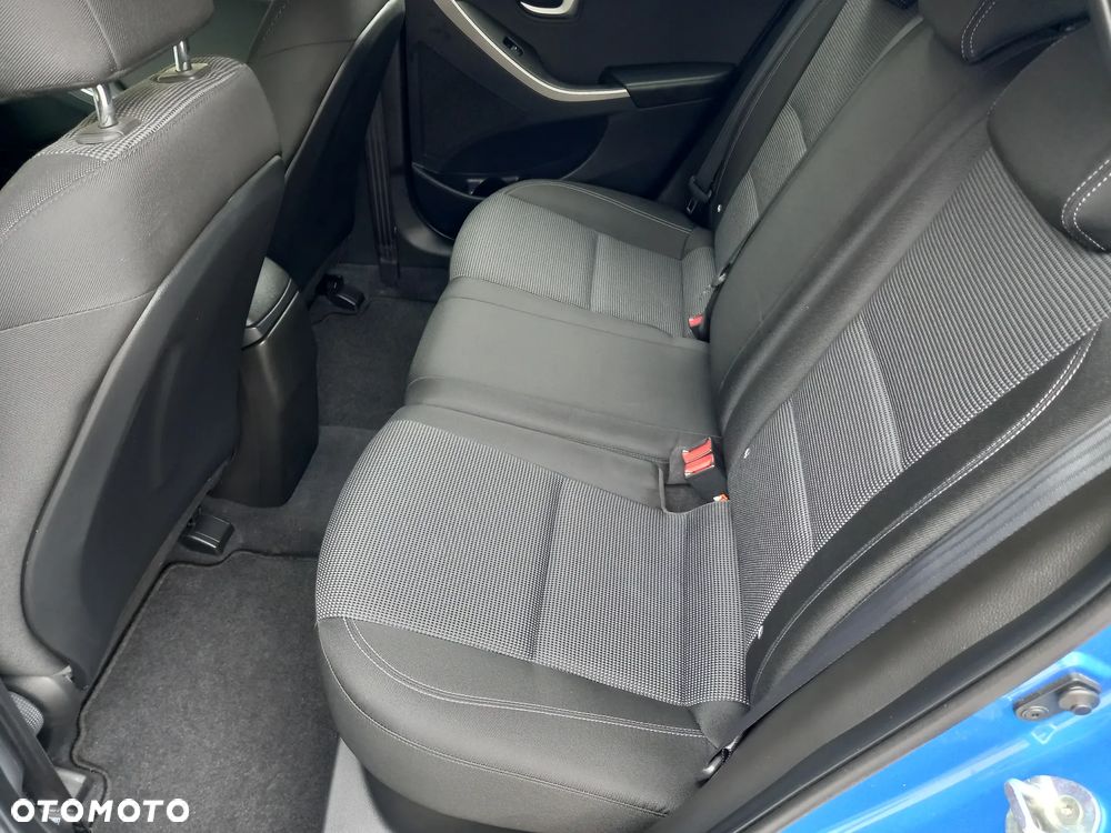 Hyundai i30 - 16