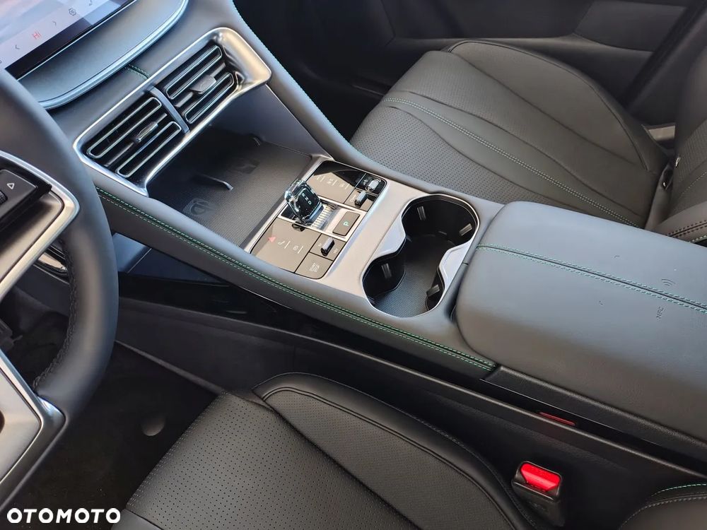BYD Seal U 1.5T Design AWD - 16