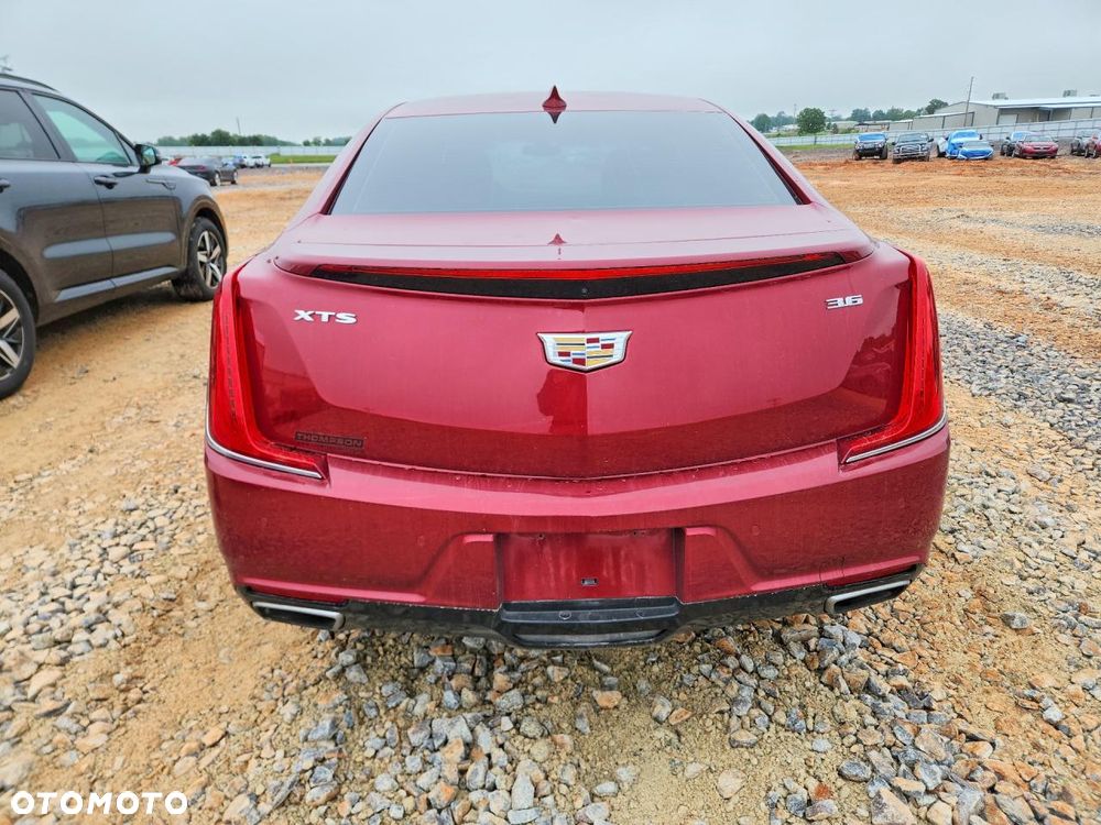 Cadillac XTS - 7