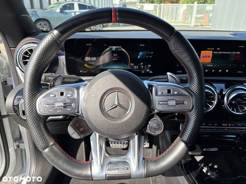 Mercedes-Benz CLA AMG 45 S 4-Matic+ 8G-DCT - 12