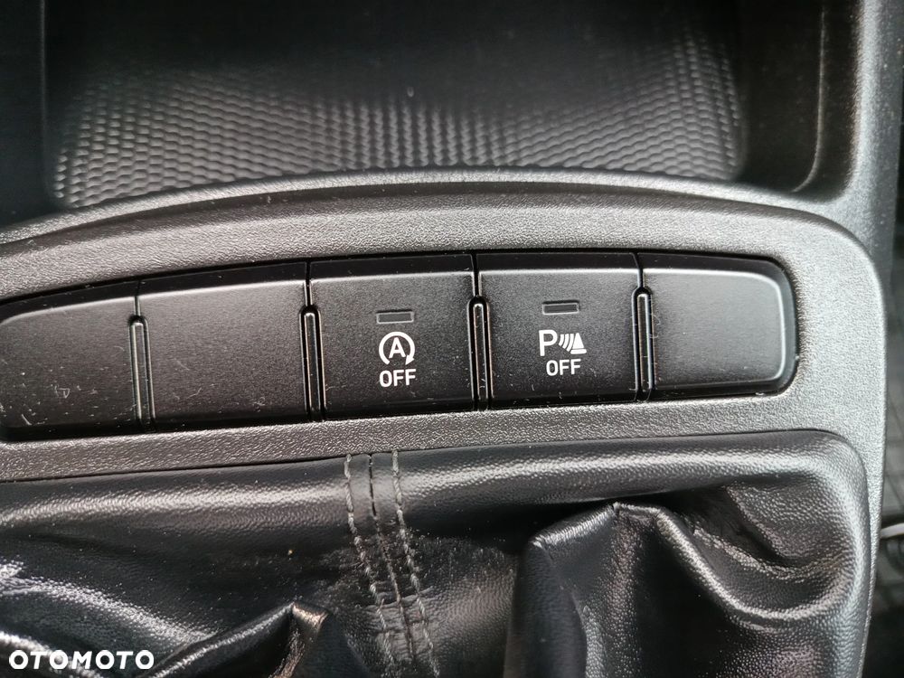 Hyundai i10 1.2 Premium - 12