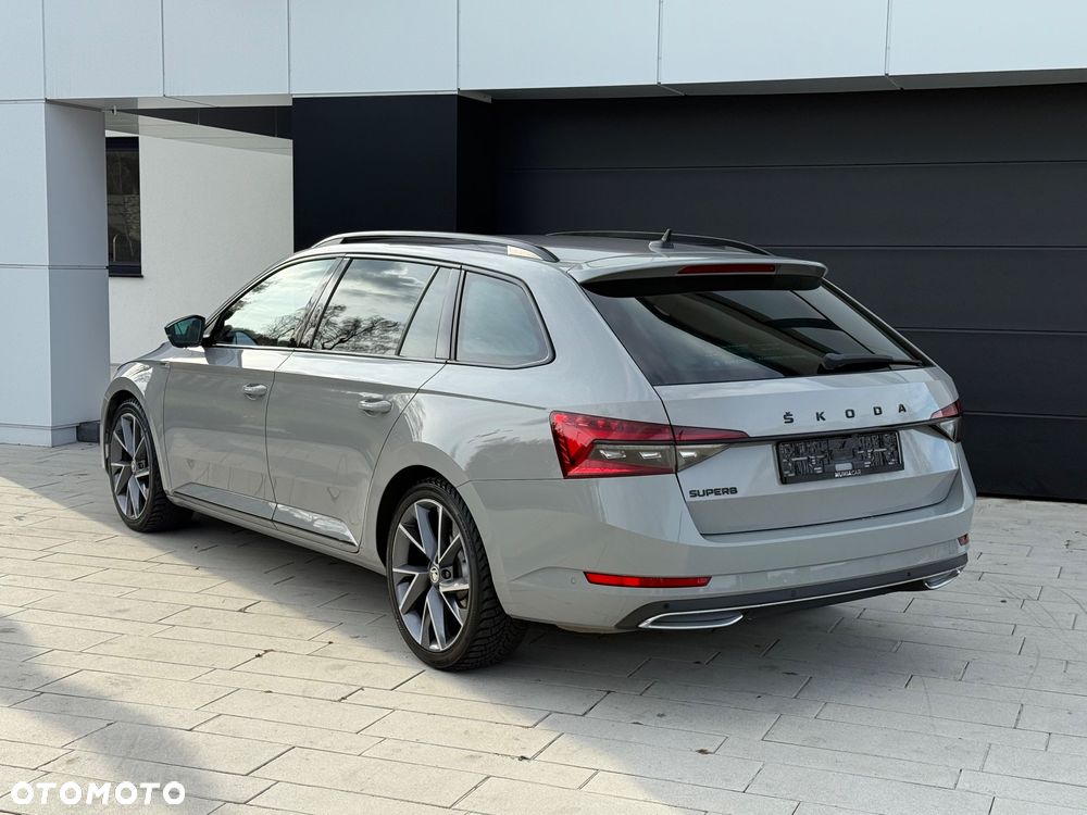 Skoda Superb 2.0 TDI SCR Sportline DSG - 2