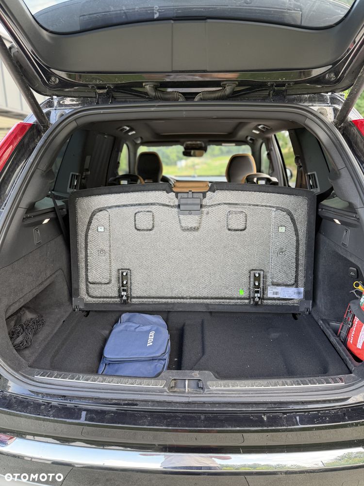 Volvo XC 90 T8 AWD Plug-In Hybrid Inscription 7os - 28