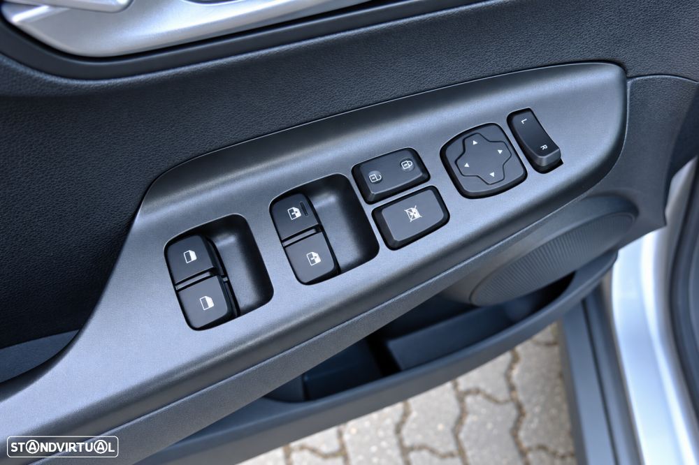 Hyundai Kauai 64 kWh Premium - 17