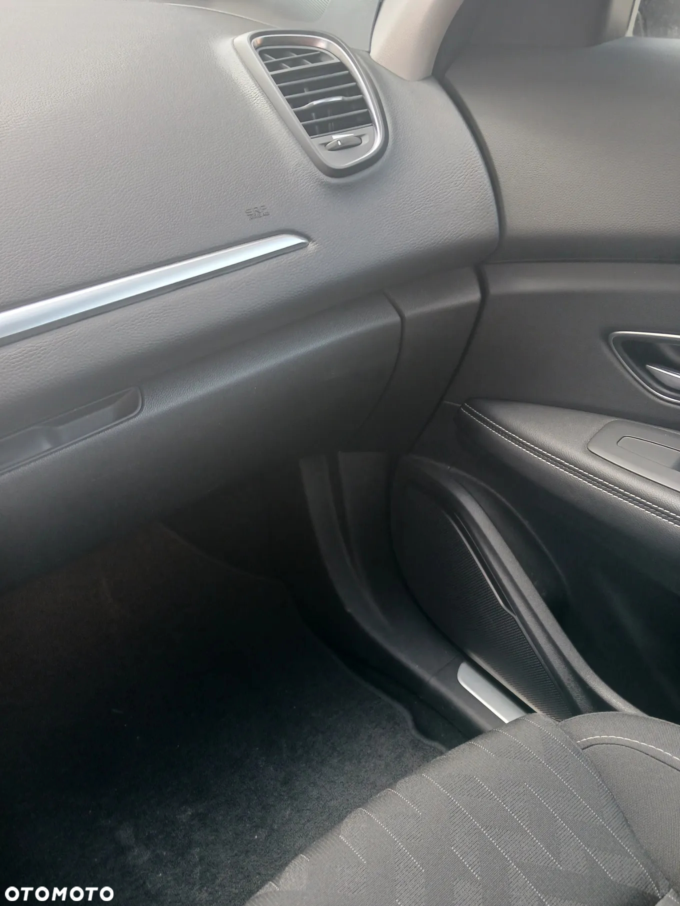 Renault Scenic - 27