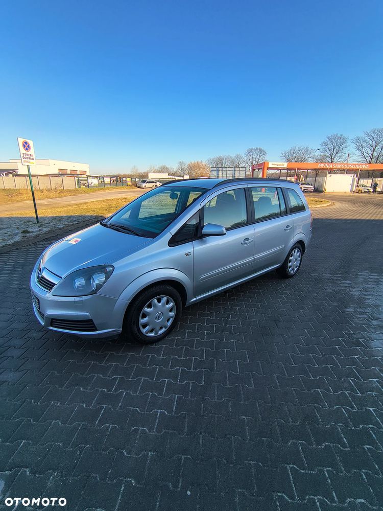 Opel Zafira 1.8 Family Plus - 2