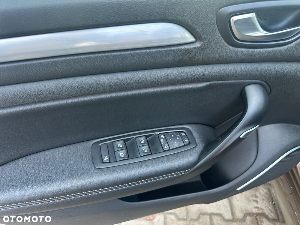 Renault Megane IV Grandtour 16-20 - 12