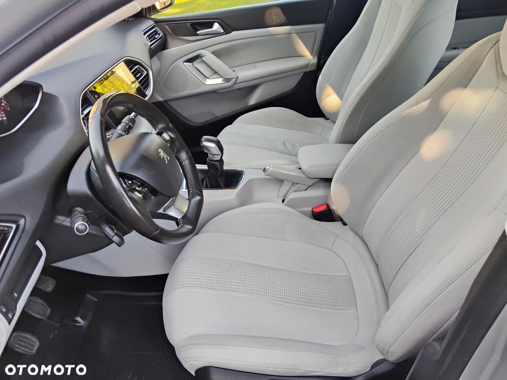 Peugeot 308 HDi FAP 92 Active - 35
