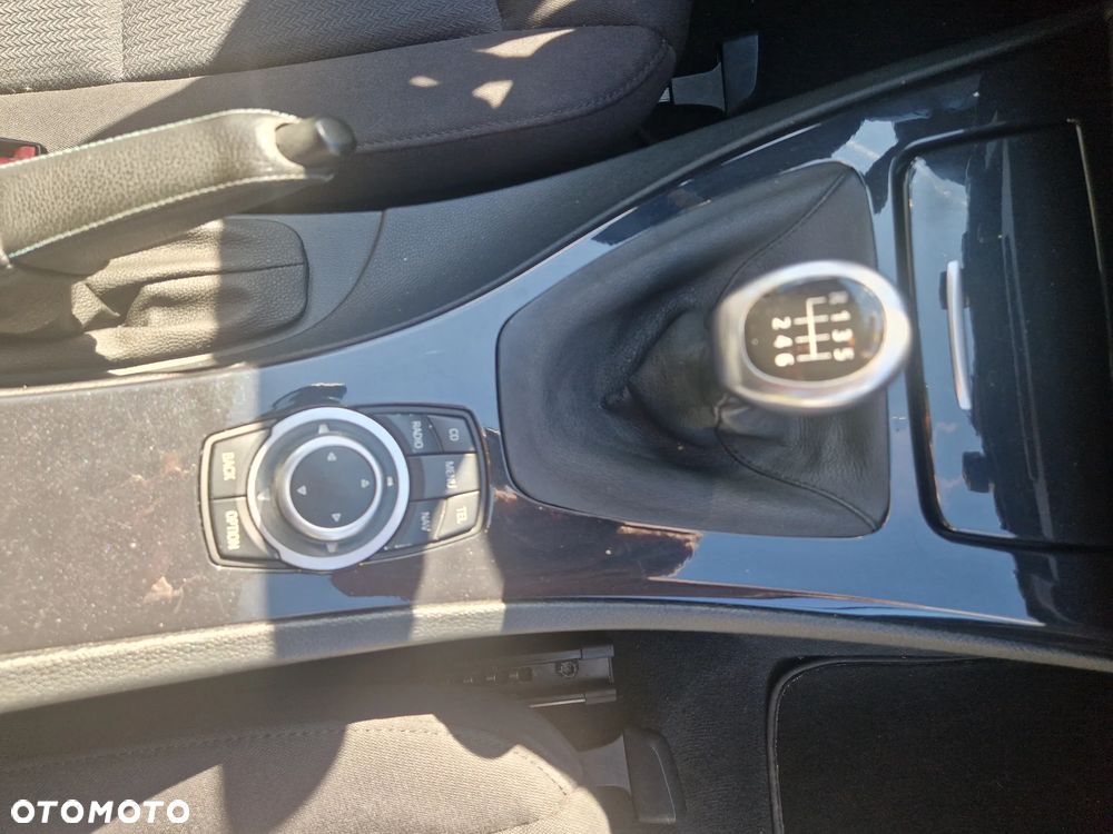 BMW Seria 3 - 22