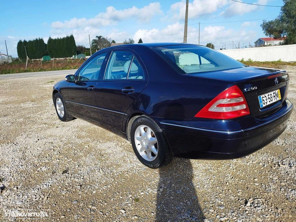 Mercedes-Benz C 200 - 4