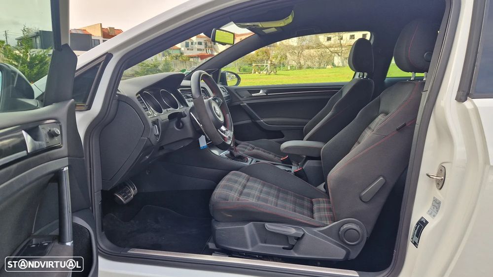 VW Golf GTI Performance BlueMotion DSG - 8