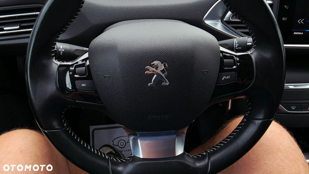Peugeot 308 PureTech 130 GPF Stop & Start Style - 16