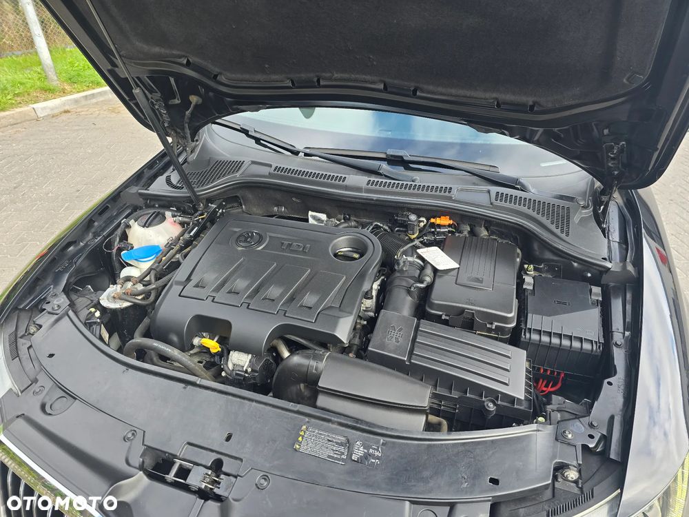 Skoda Superb 2.0 TDI DSG Elegance - 38