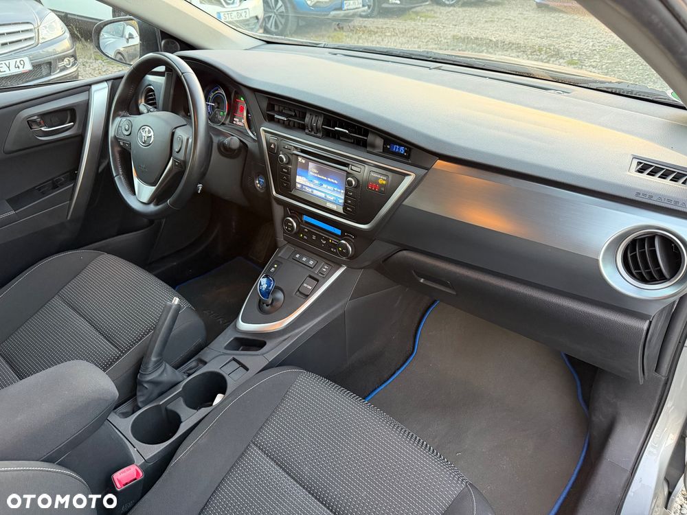 Toyota Auris 1.8 HSD Luna - 25