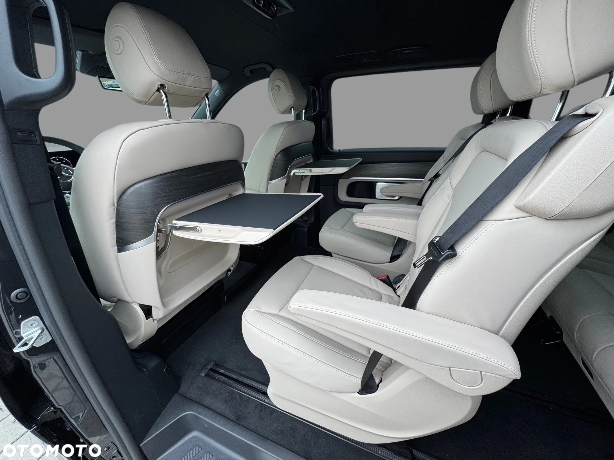 Mercedes-Benz Klasa V 300 d 4-Matic Exclusive 9G-Tronic (d³ugi) - 12