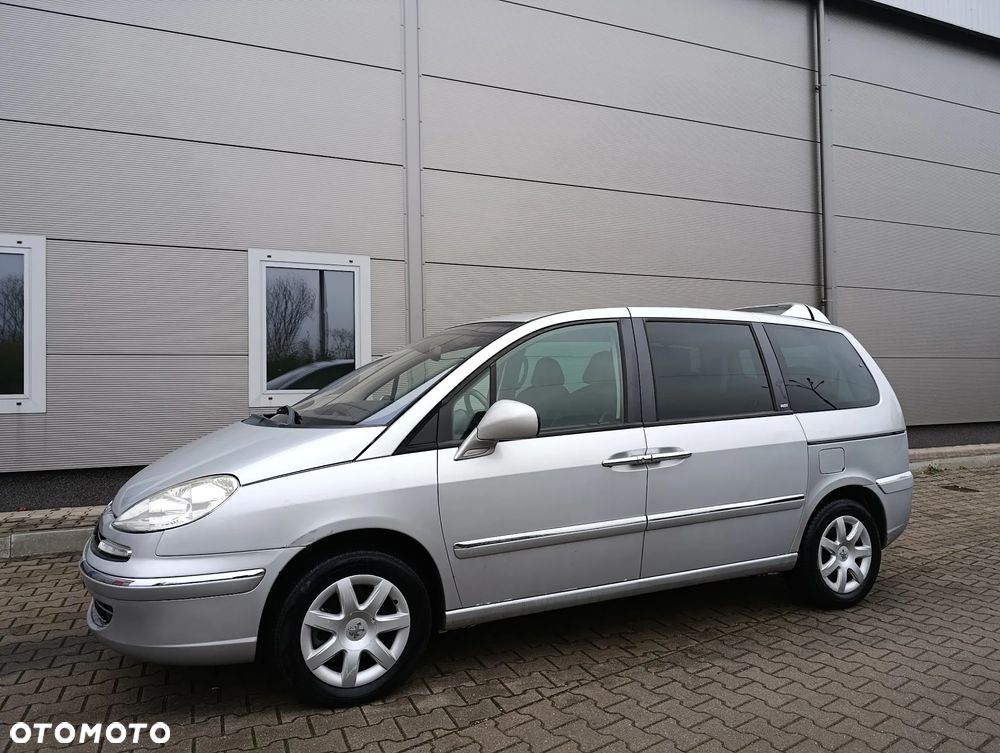 Peugeot 807 HDi 135 Family - 28