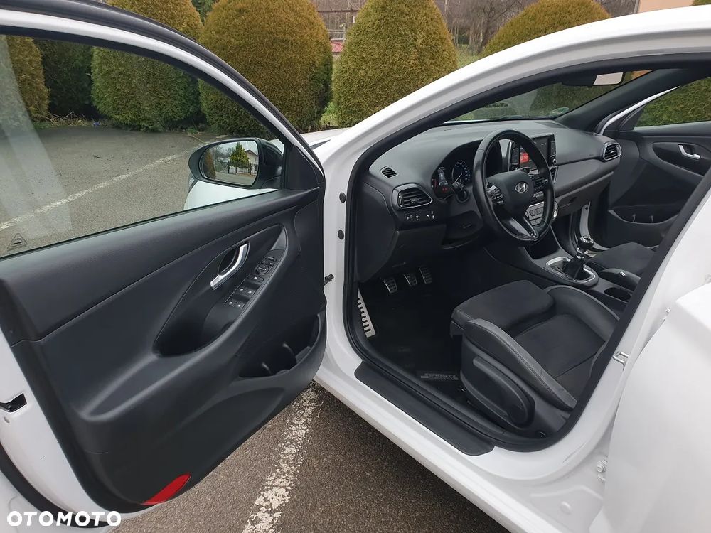 Hyundai i30 1.4 T-GDI N-Line - 11