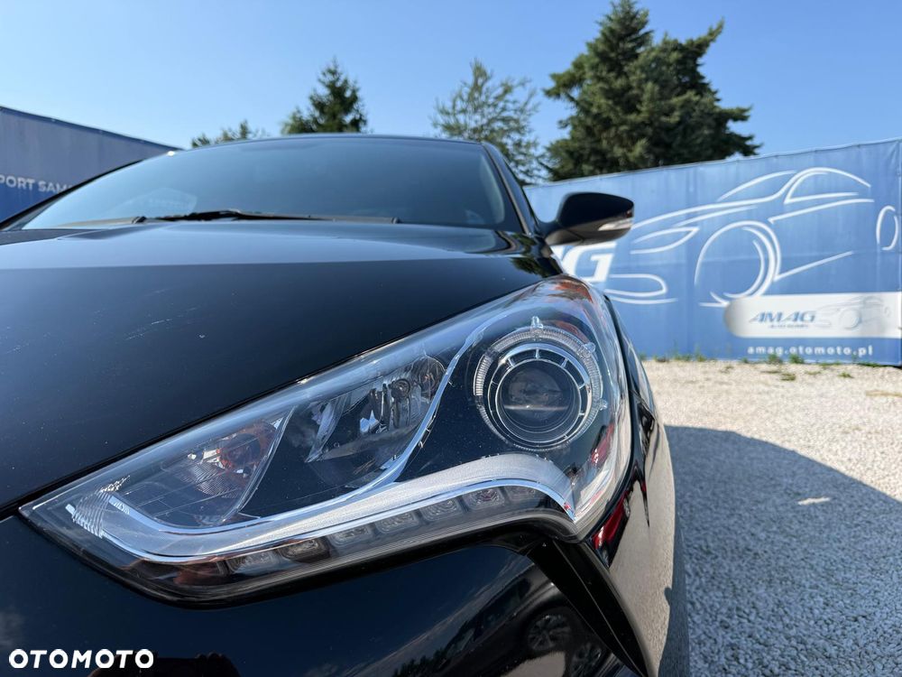 Hyundai Veloster - 10