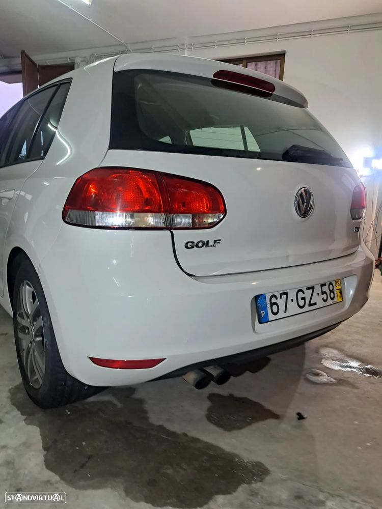 VW Golf 2.0 TDi Confortline - 8