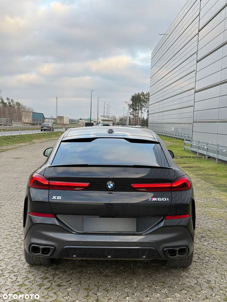 BMW X6 M60i xDrive - 4
