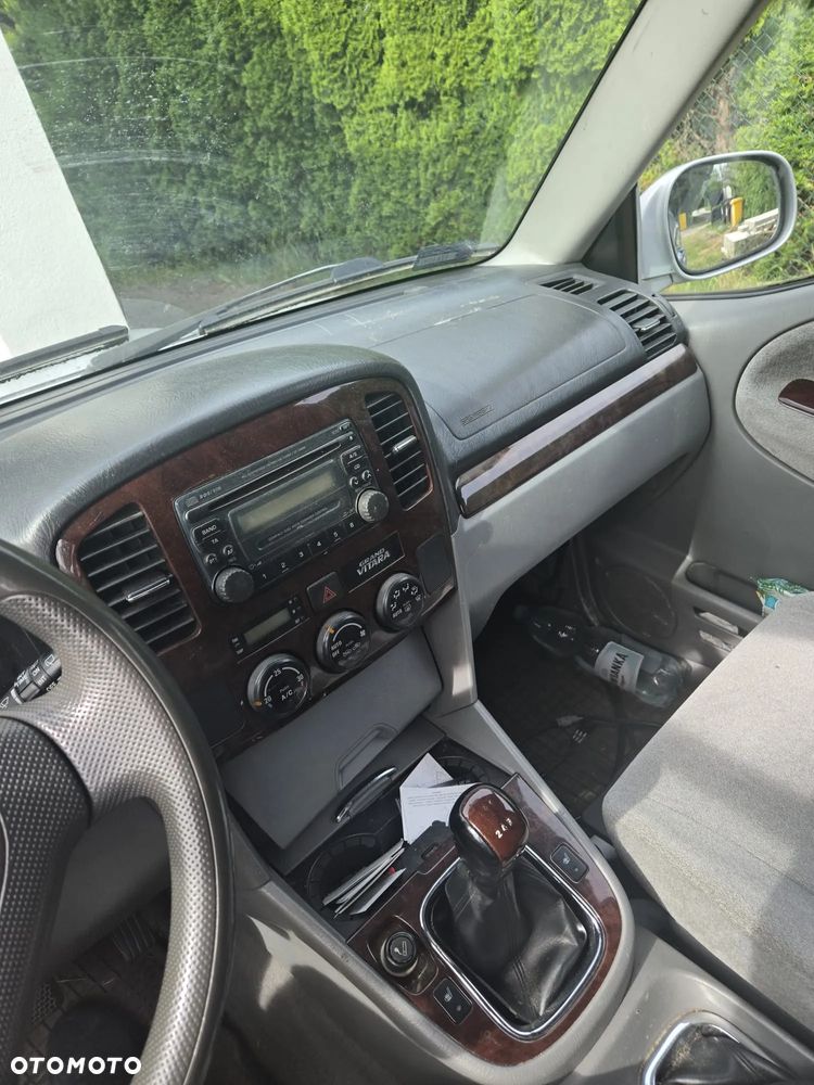 Suzuki Grand Vitara - 20