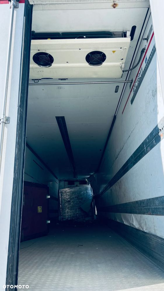 Schmitz Cargobull SKO24 - 3