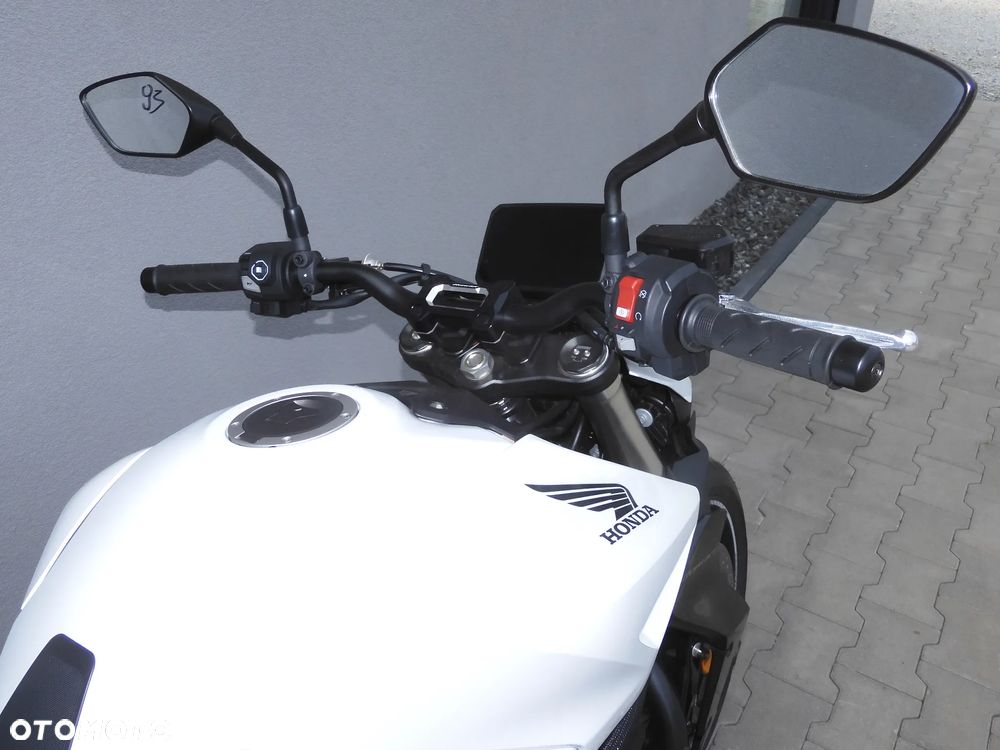 Honda Hornet - 16