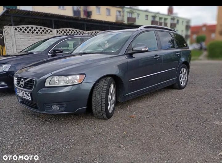 Volvo V50 D2 Momentum - 1