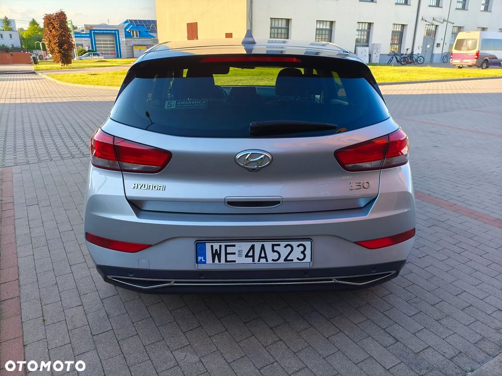 Hyundai i30 1.6 D Comfort DCT - 7